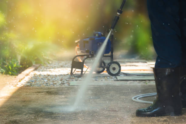 Best Pool Deck Cleaning  in Edmundson, MO